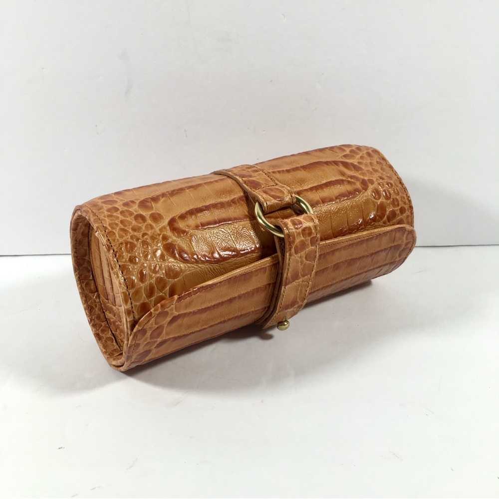 BRAHMIN BARREL CLUTCH BAG - Picture 4 of 7
